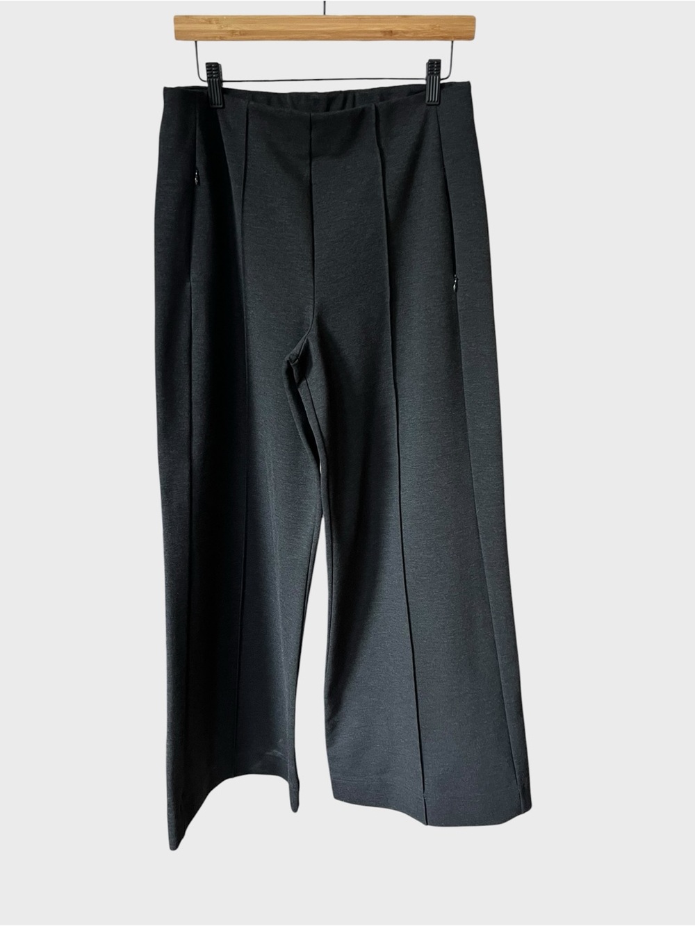 ME t EM Women’s wide leg trousers.